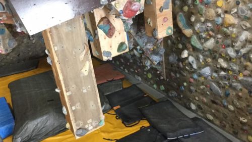 沖縄県のクライミング施設「Coral Rock（コーラルロック）」